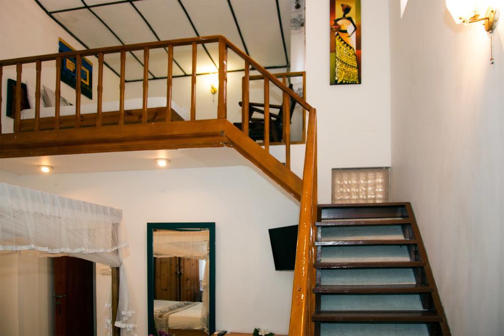 Suriya Arana Negombo