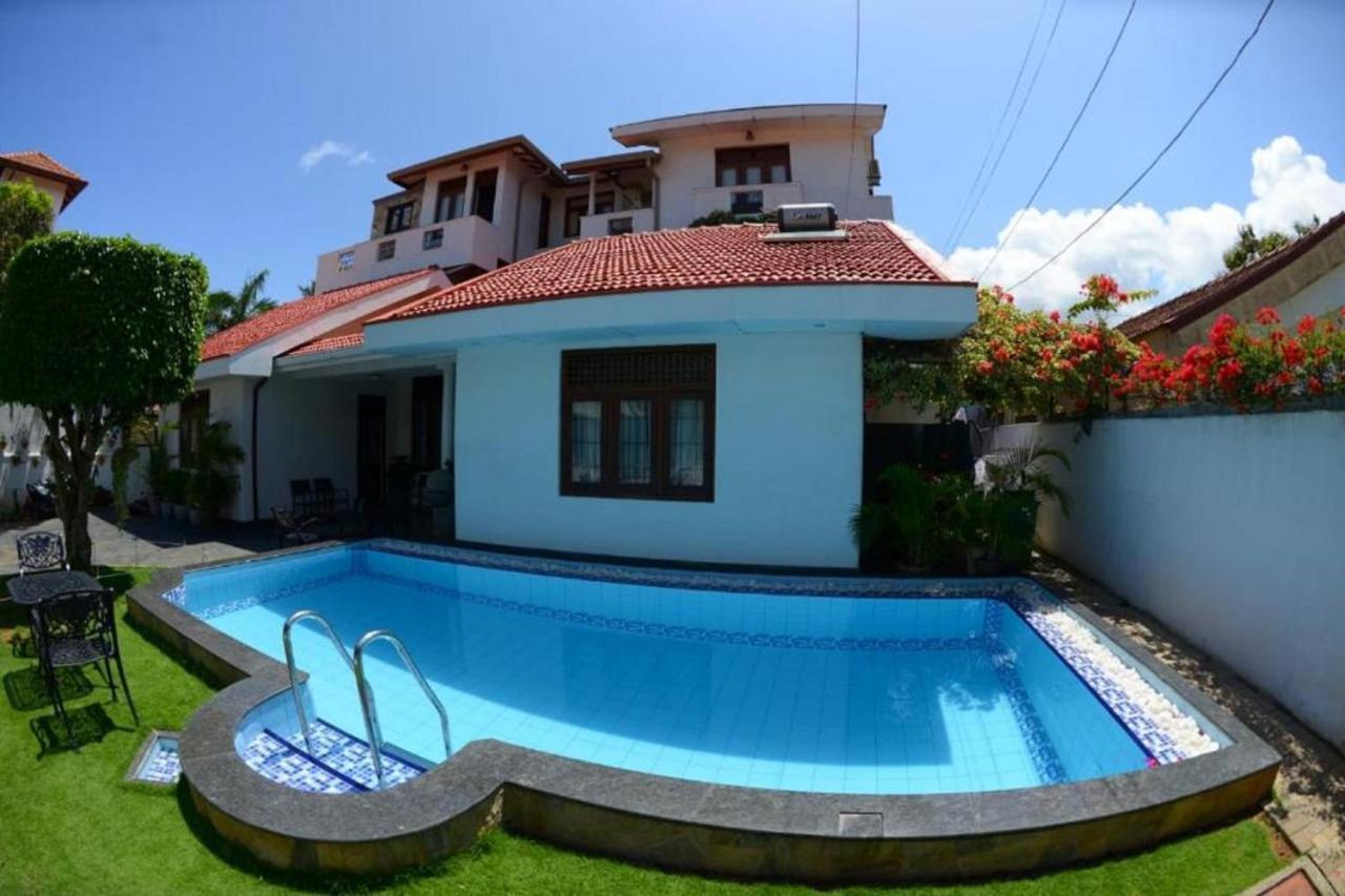 Suriya Arana Bed & Breakfast 2*